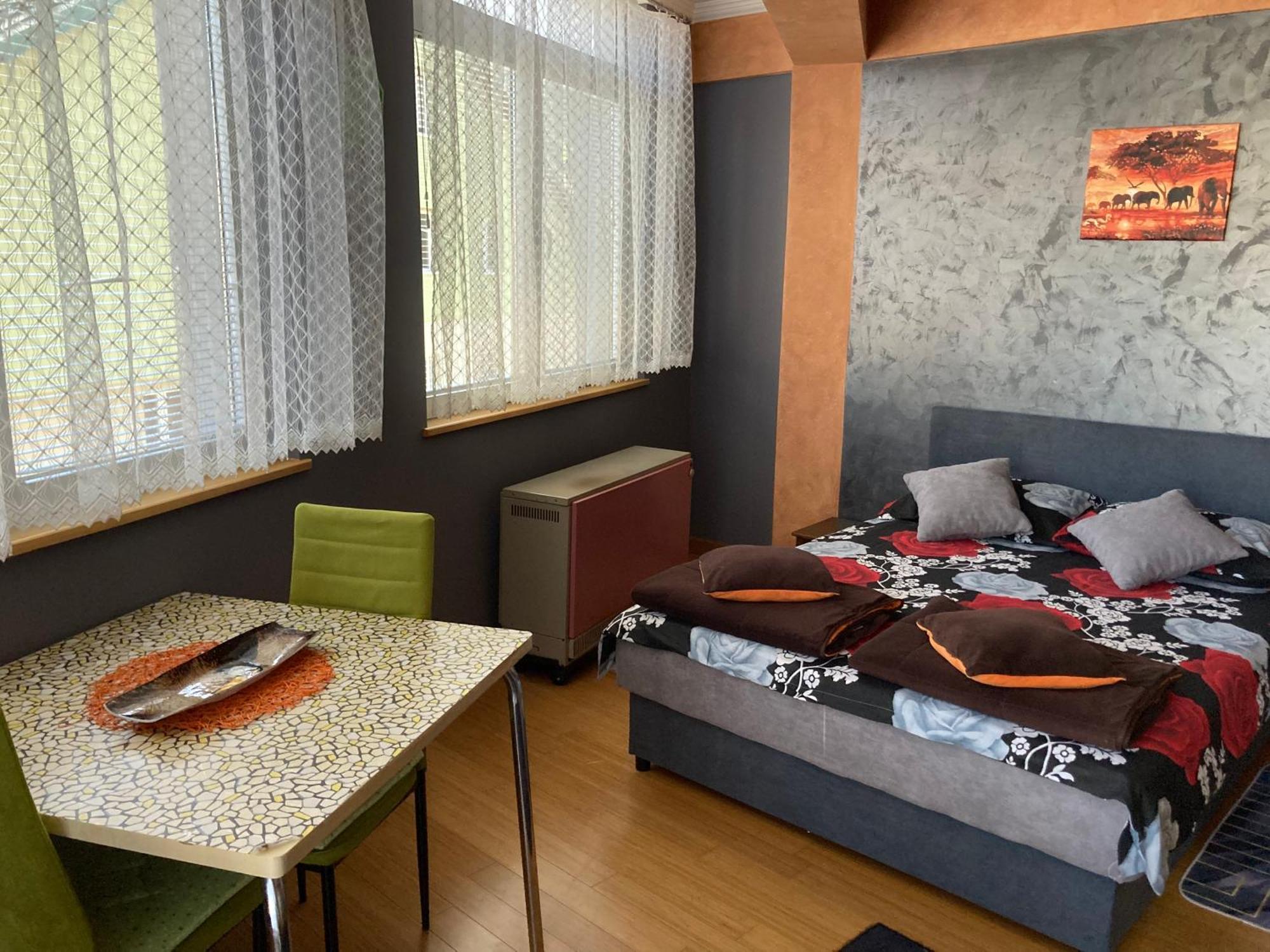 Apartman Aischa Nova Varoš Eksteriør billede